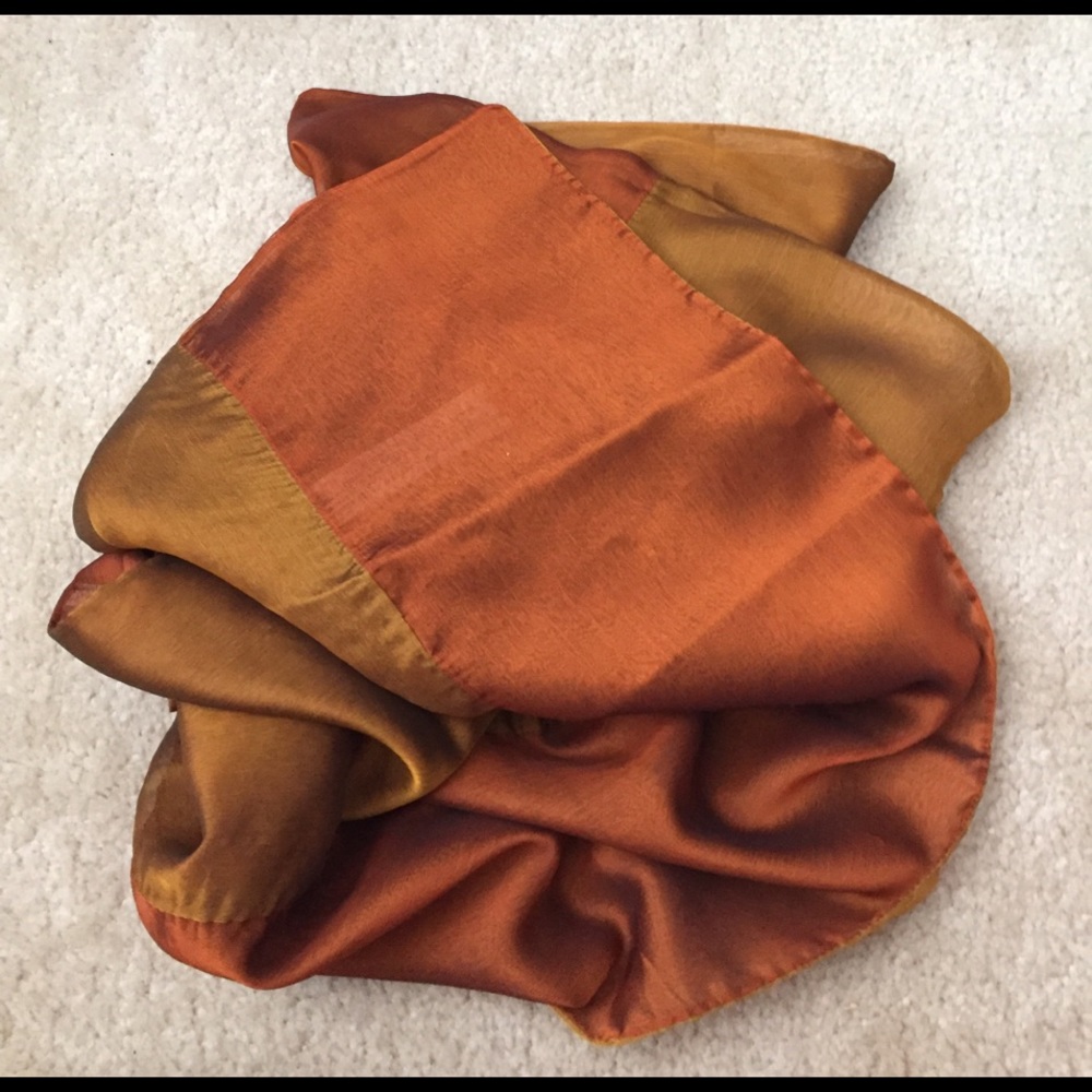 Oscar De La Renta silk scarf